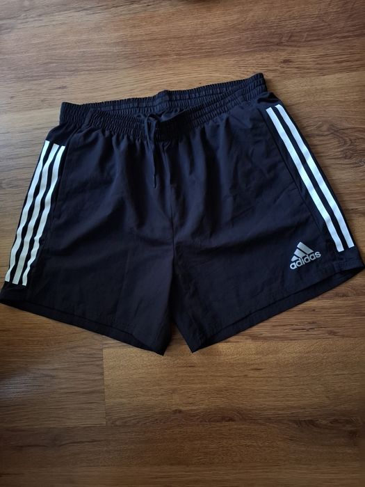 Adidas мъжки панталонки L размер.
