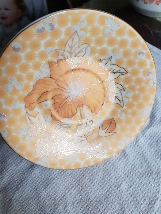 Фарфоровый сервиз