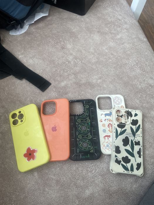 Отдам чехлы на айфон 14 про макс