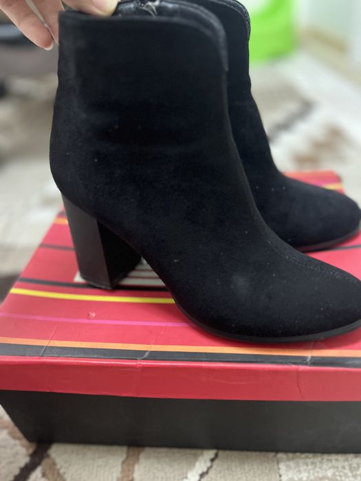 Продам осенние ботильоны