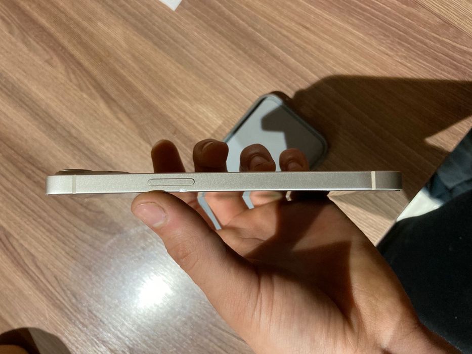 Iphone 13  Договорная