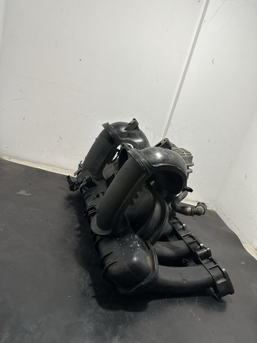 Galerie admisie BMW Seria 3 E90 E91 E92 325i 330i 3.0 benzina N53