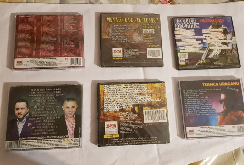 Casete si CD uri cu manele !