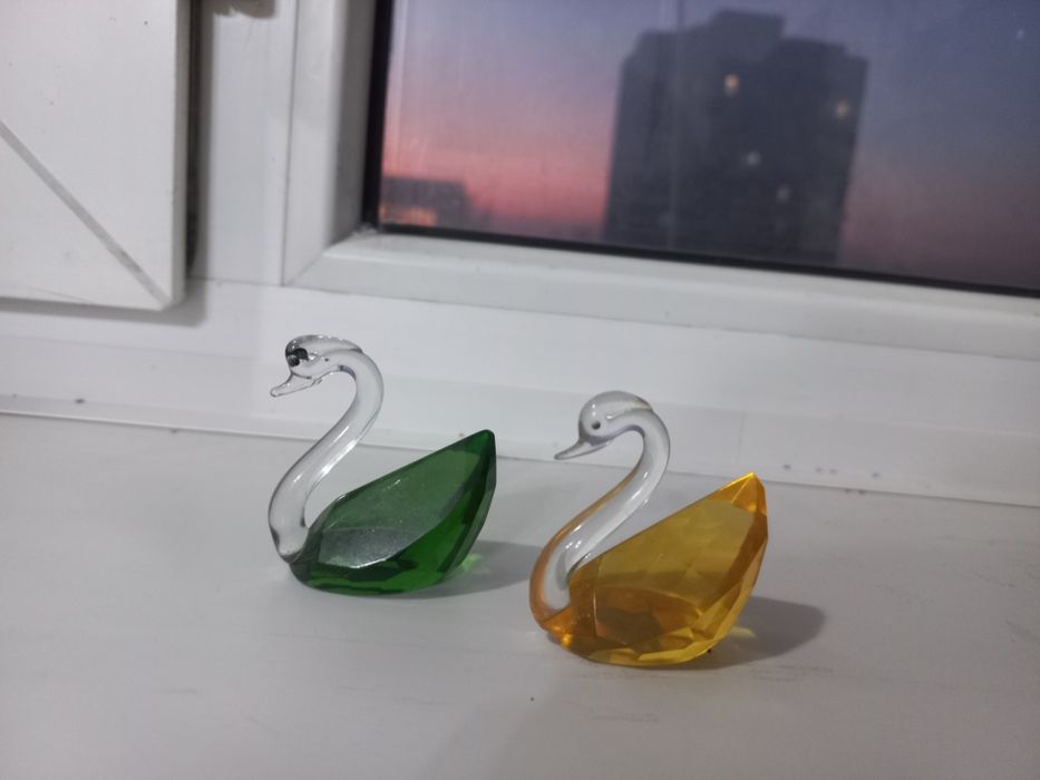 Статуэтка лебедя. кристаллы Сваровски. Подарки