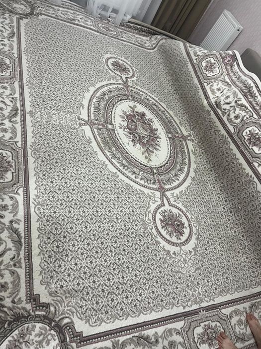 Продам ковер 3х4