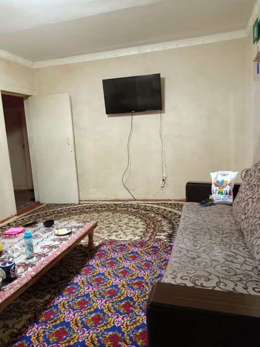 Уй сатылады 4 комнота А.Досназаров 87 кв 4