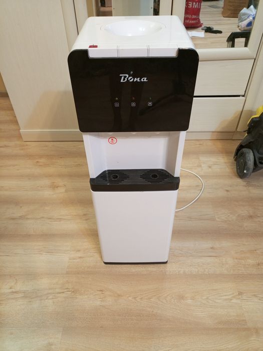 Продам диспенсер