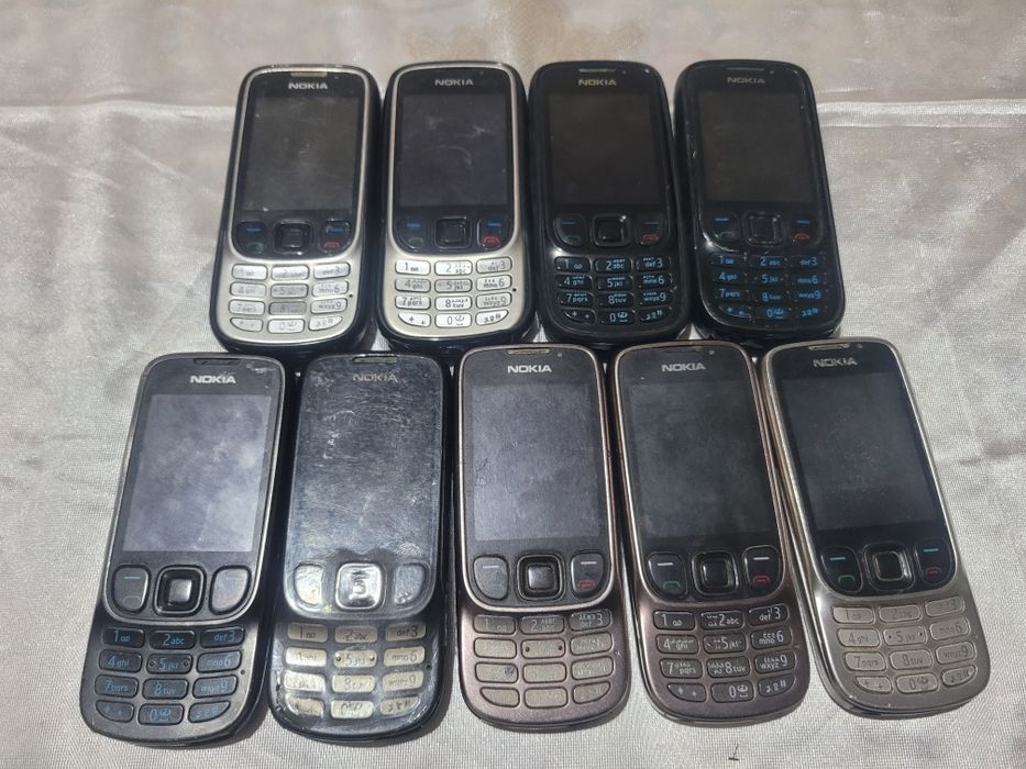 Nokia telefonlar sotiladi