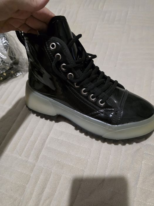 Вещи разные и обувь новая