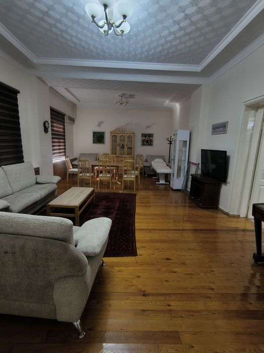 Сдаётся участок  Посольство Индия...