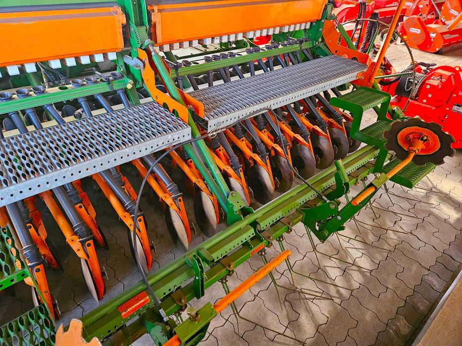 Semănătoare Freza Amazone 4 m pe Discuri an 2016 Monosem Gaspardo Kuhn