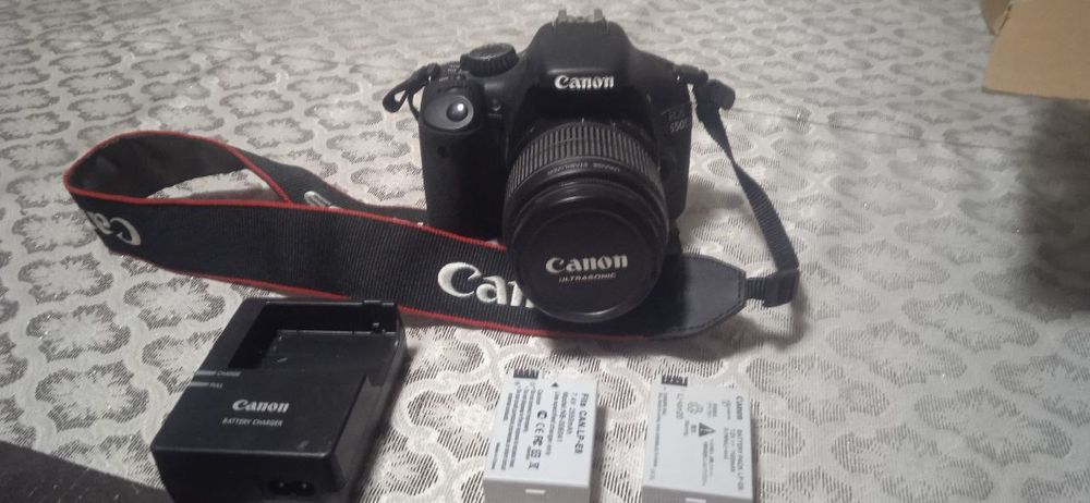 Canon EOS 550D yangi holatda ishlatilmagan tulip komplikt