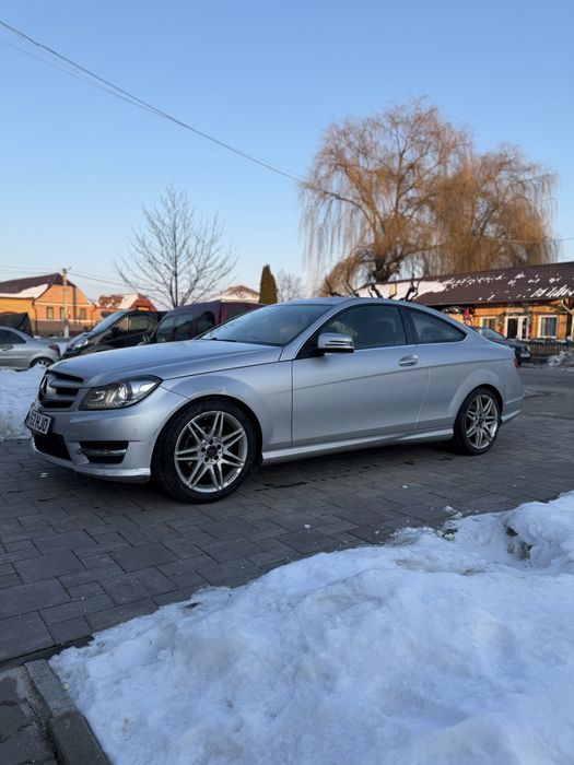 Vând mercedes  C220D din 2012 Eur 5 ,cu paket AMG
