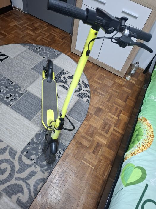 Vând trotinetă electrică LEXGO