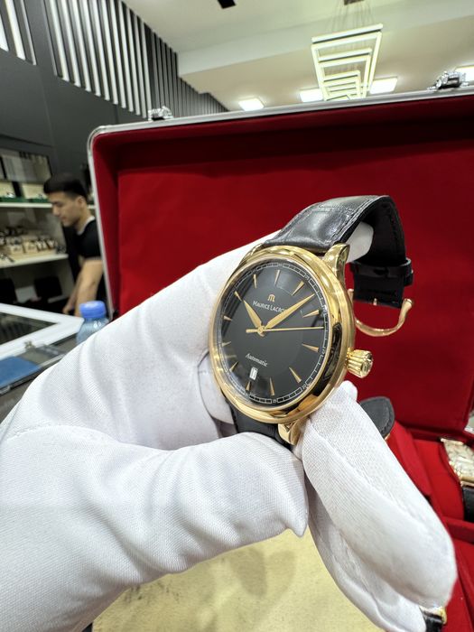 Золотые Часы Maurice Lacroix 750пробы