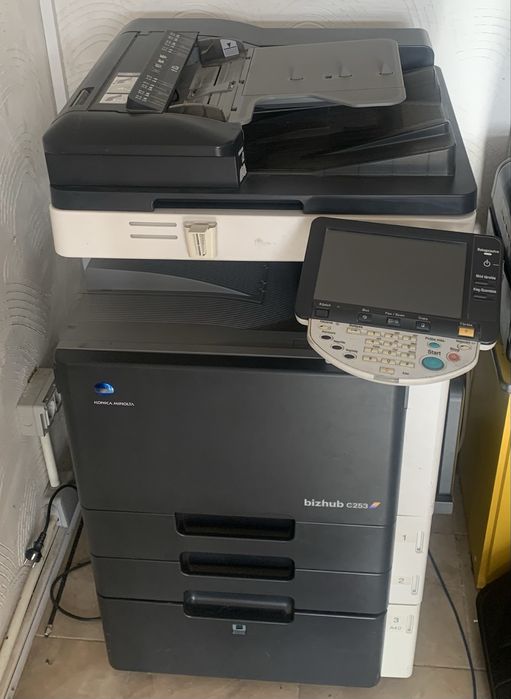 Imprimanta multifunctionala Konica Minolta Bizhub C253