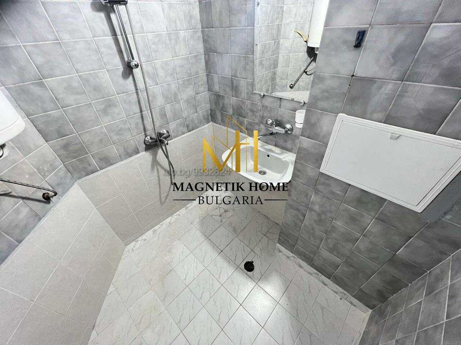 Чудесен ЧЕТИРИСТАЕН апартамент до 3та Поликлиника и супер центъра