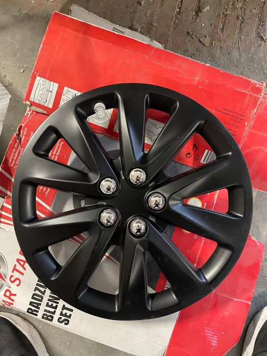 Чисто нови тазове