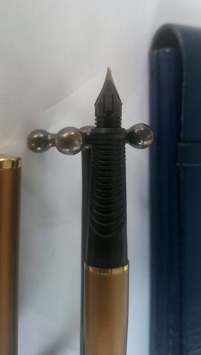 Stilou Sheaffer Agio Compact