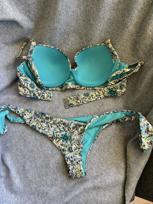 Бански на Tezenis