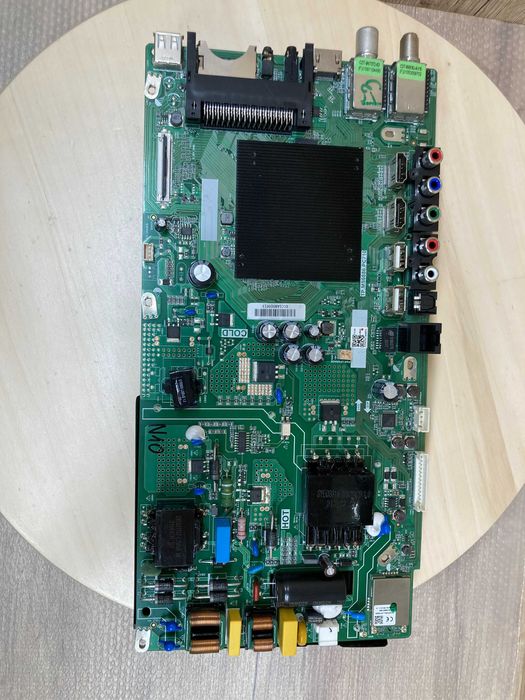 Placa de baza TP.MS6886.PC710 din TV Sharp 40BL2EA