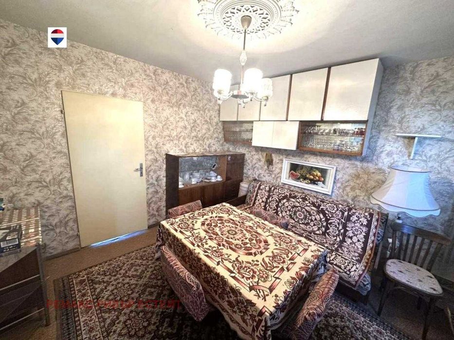 Четиристаен апартамент за продажба кв. Здравец Север 1