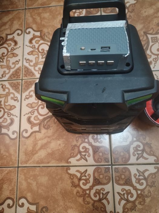 Boxe blutot funcționale