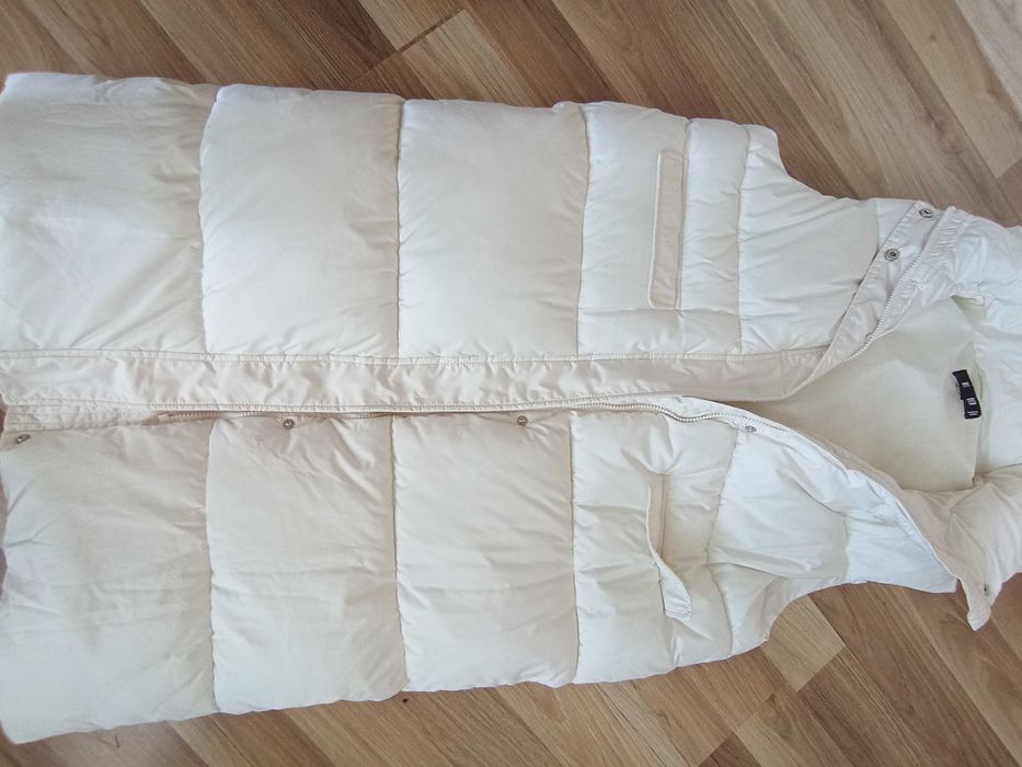 Страхотен НОВ бял елек