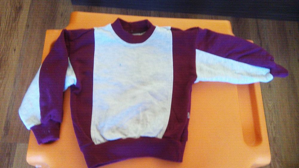 Анураци/ пуловери детски 3 - 7  год.