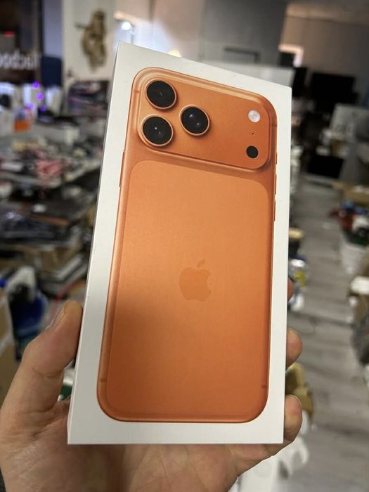 iPhone 17 Pro Max 1T Sigilat 
Liber de rețea 
Telefonu