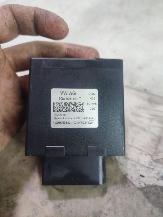 Modul pompa combustibil 5q0906121t Skoda Octavia 4 [2019 - 2024] 2.0