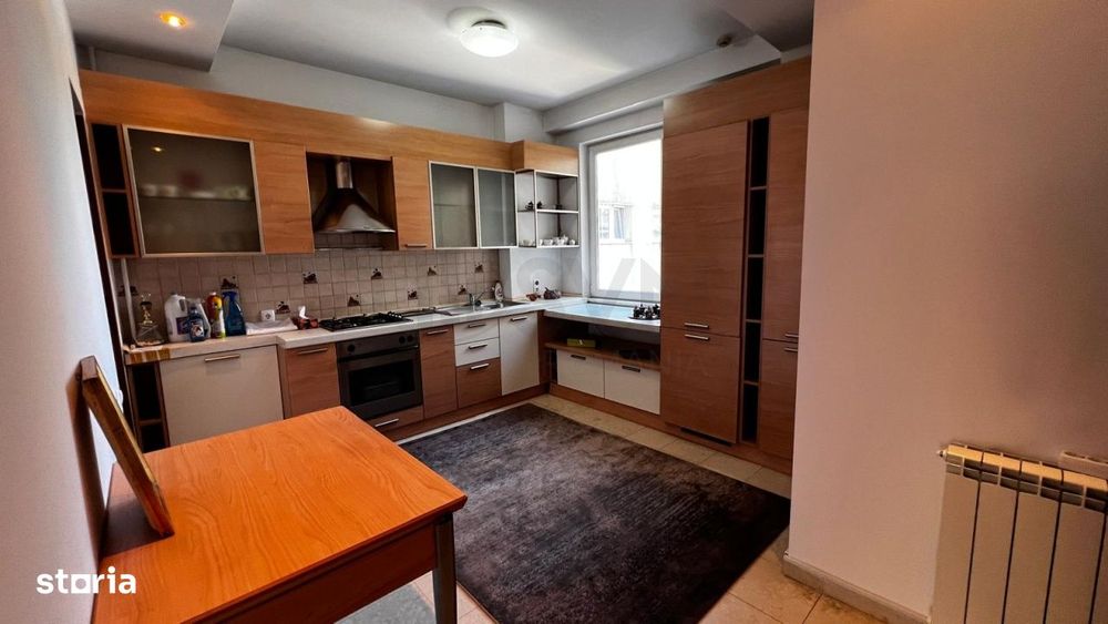 3 camere Primaverii l loc de parcare si boxa  incluse in pret