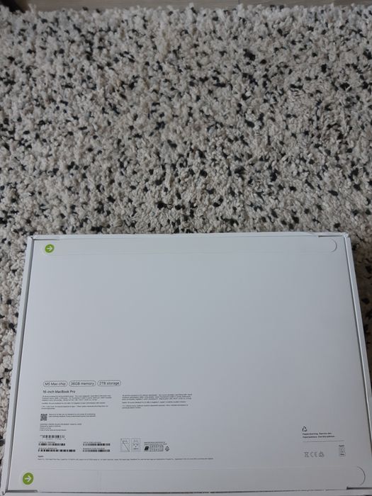 Macbook Pro 16 2026 M5 Max 18C/32GPU/36GB/2TB ssd sigilat