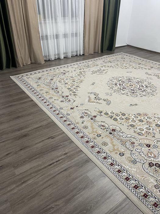 Продам ковер 4х4 метра