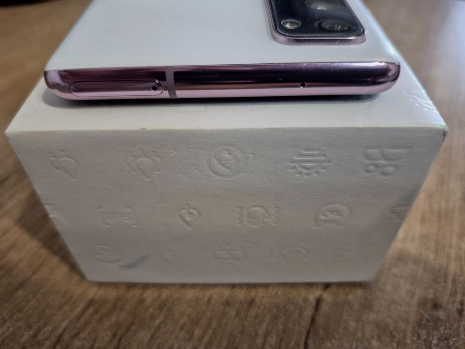 Samsung Galaxy S20 FE 128GB (Snapdragon)