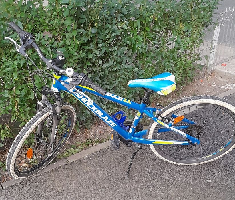 Bicicleta SHOCKBLAZE 24" pentru copii intre 8-12 ani