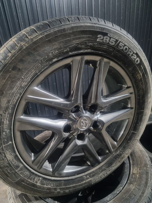 Диск и шины 285 50 R20