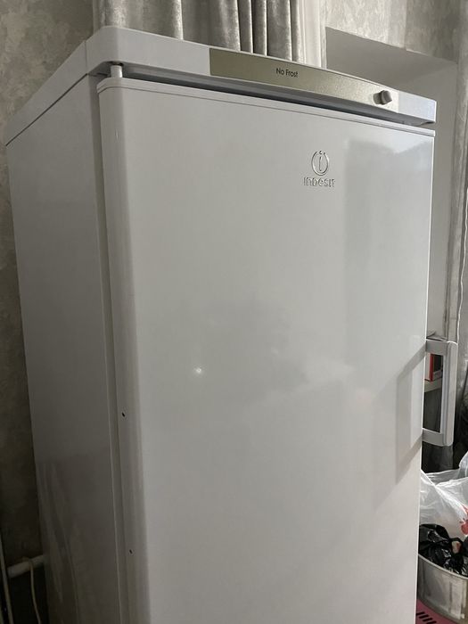 Морозильник indesit no frost