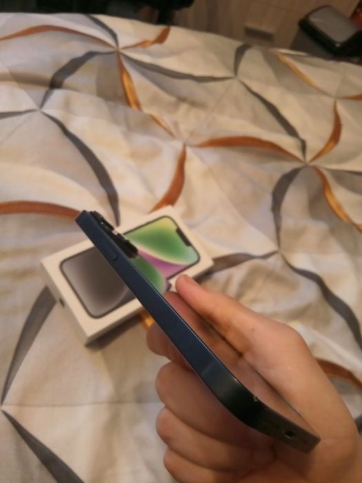 iPhone 14 – 128 GB, Midnight Blue 

Телефонът е