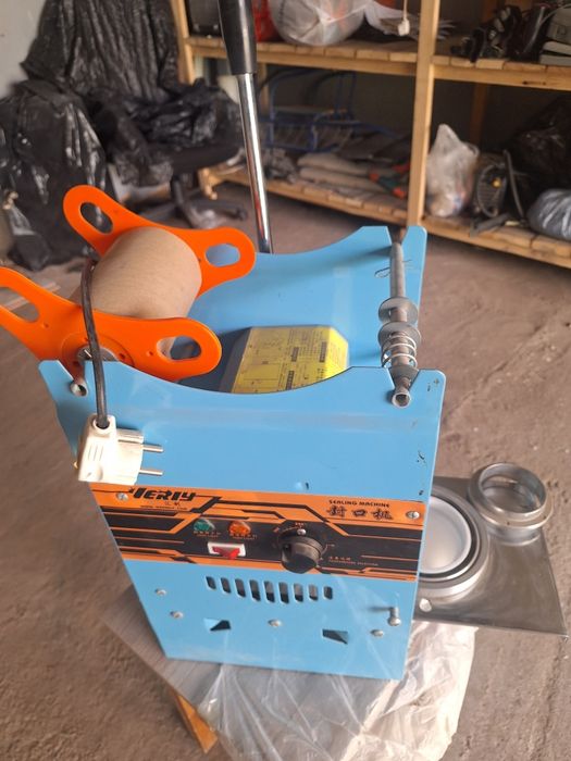 Продам пластмассовые стоканы 300 м.л