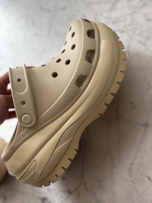 Дамски Crocs Mega Crush Iconic