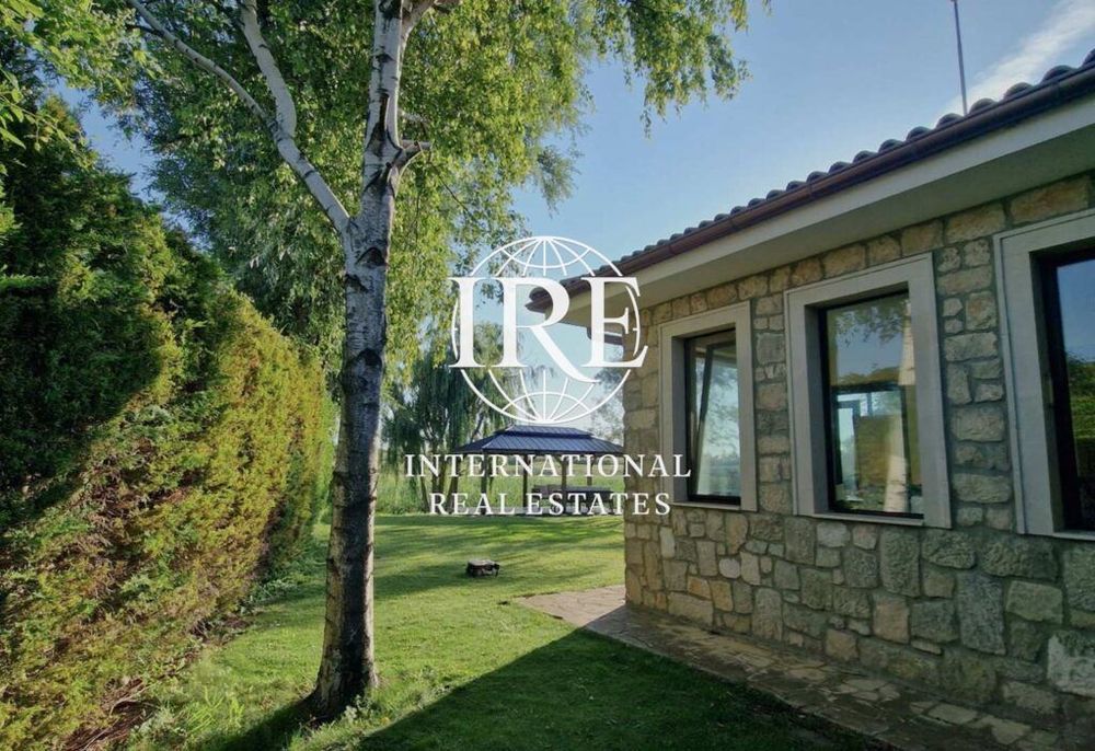 Продава се Къща в Балчик - 167 кв.м за 2695 €/кв.м - Снимка #2