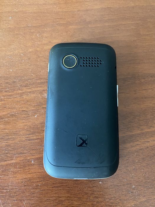 Продам кнопочный телефон teXet TM-501
