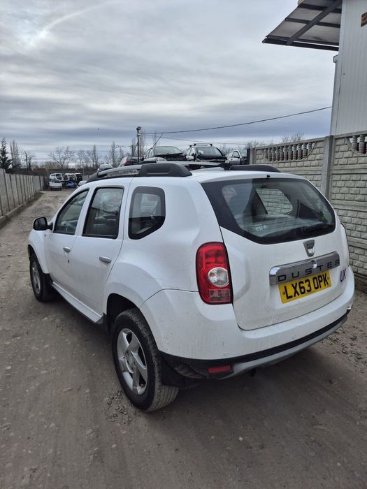 dezmembram dacia duster 2013 1.5 dci 4x2 capota fata /bara fata/ aripa