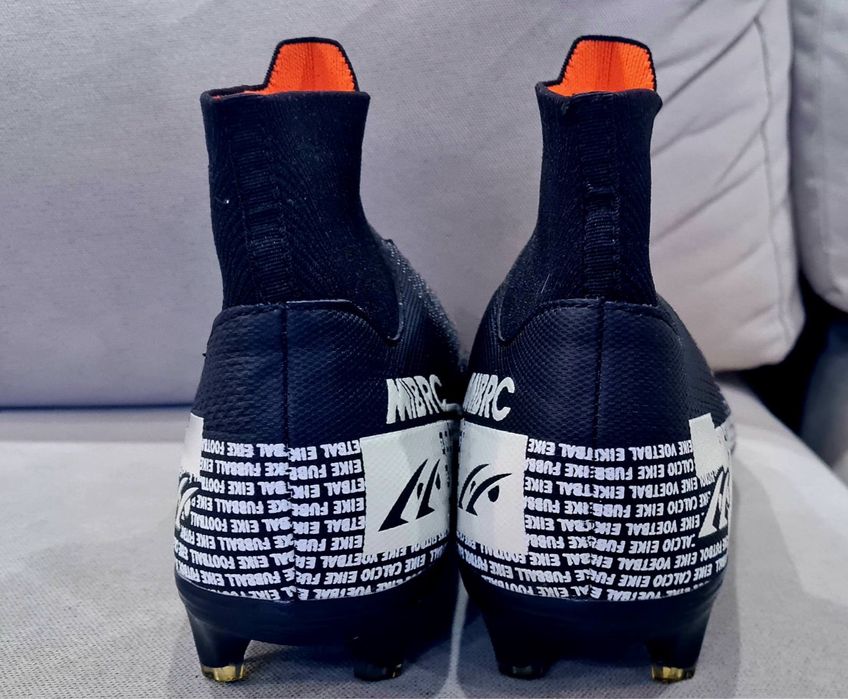 Футболни обувки 43 номер