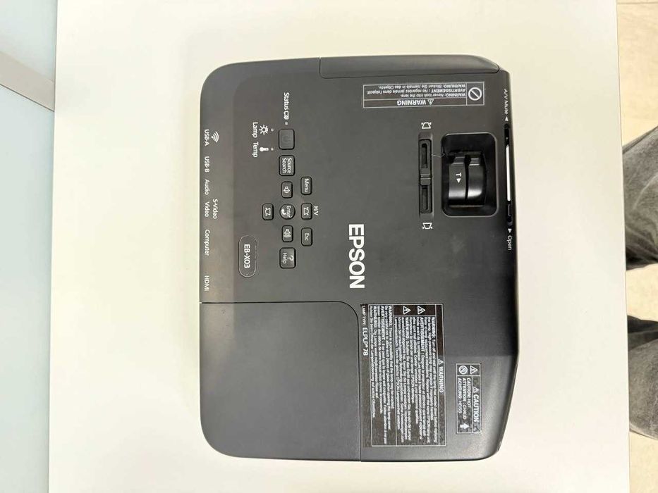 Проекторы  LCD Projector Epson EB-X04