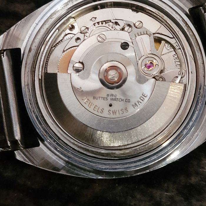 Часовник  BWC swiss automatic