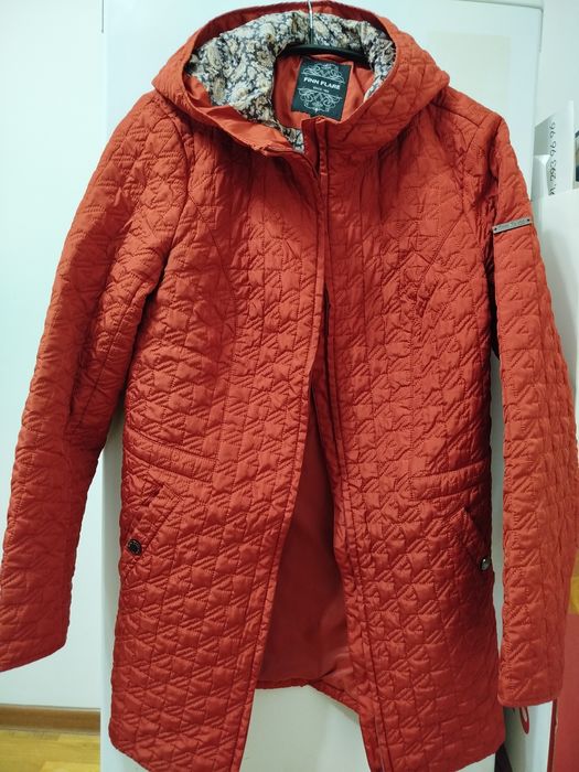 Продам женская одежда пальто-куртка