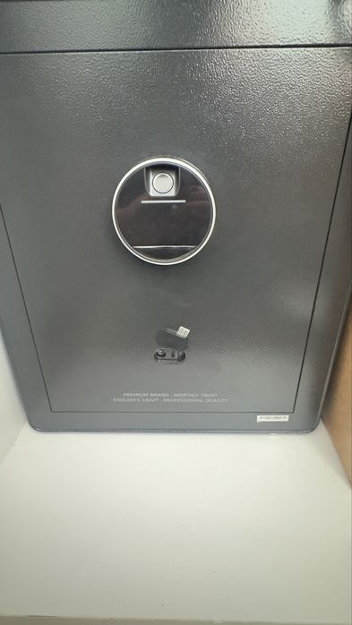 Сейф Deli et 631
