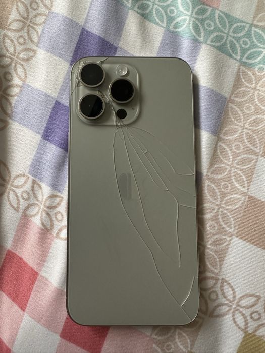 Айфон 15 про макс 256